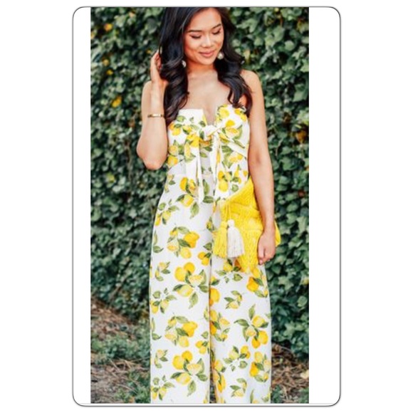 BLOGGERS FAV GORGEOUS NWT SOCIALITE Lemon Jumpsuit - Picture 4 of 11